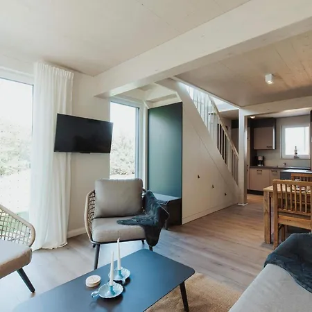Mit Wohlfuehlatmosphaere Ferienhaus *
