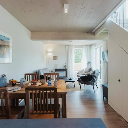 Mit Wohlfuehlatmosphaere Ferienhaus *